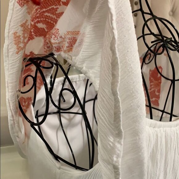 Sun & shadow White ruffle top off the shoulder dress size XS - Picture 5 of 7